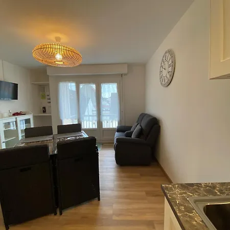 Apartment Bel Renove Avec Terrasse Et Parking Prive, Proche Plage - Fr-1-730-44 *
